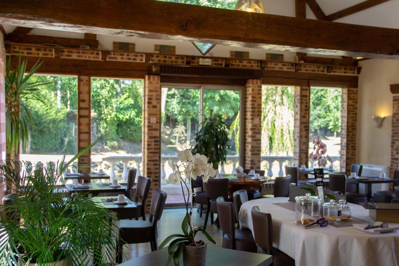 Logis Hotel Oasis Villaines-la-Juhel Exterior photo