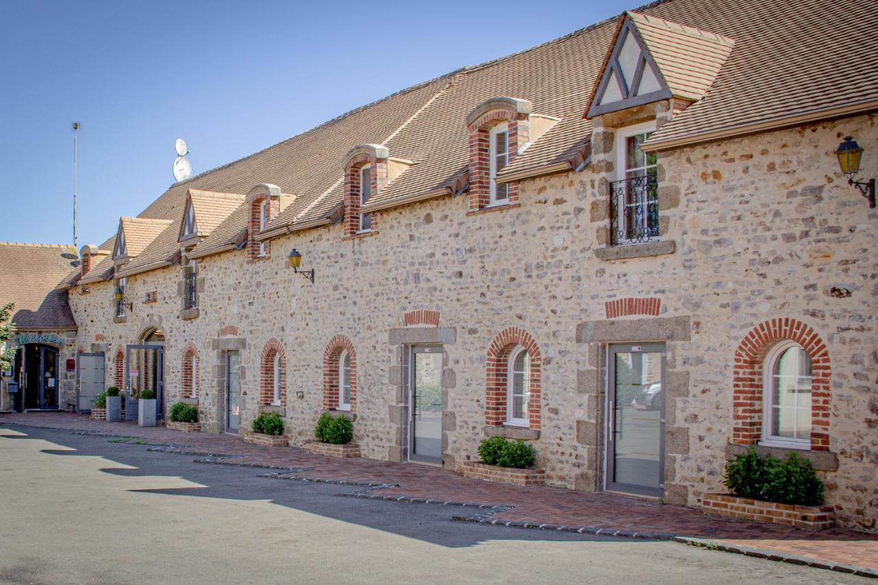 Logis Hotel Oasis Villaines-la-Juhel Exterior photo